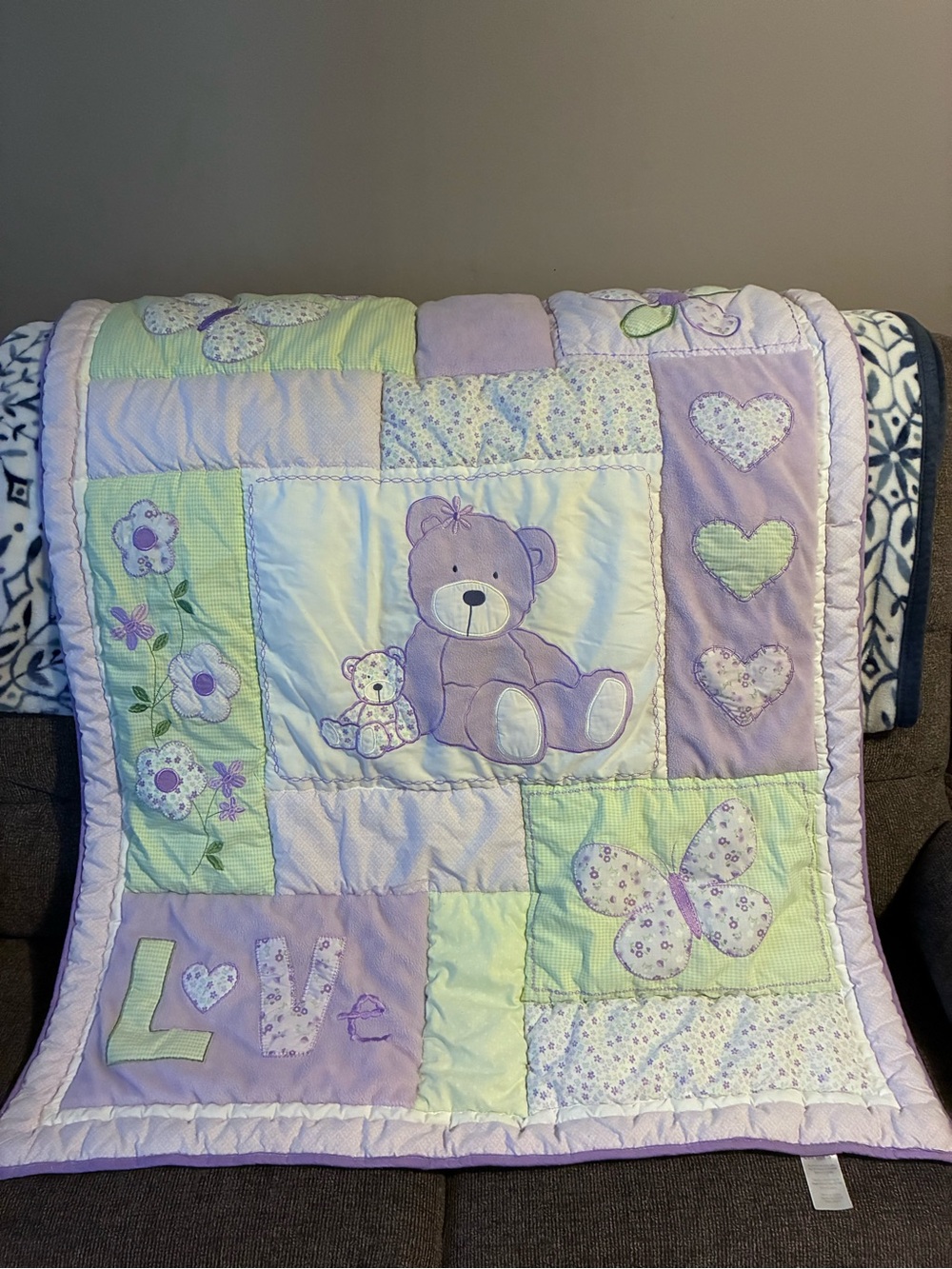 Plush Bear Patchwork Baby Quilt - Lavender and Mint